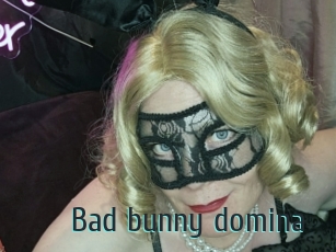 Bad_bunny_domina