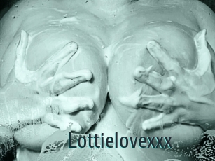 Lottielovexxx